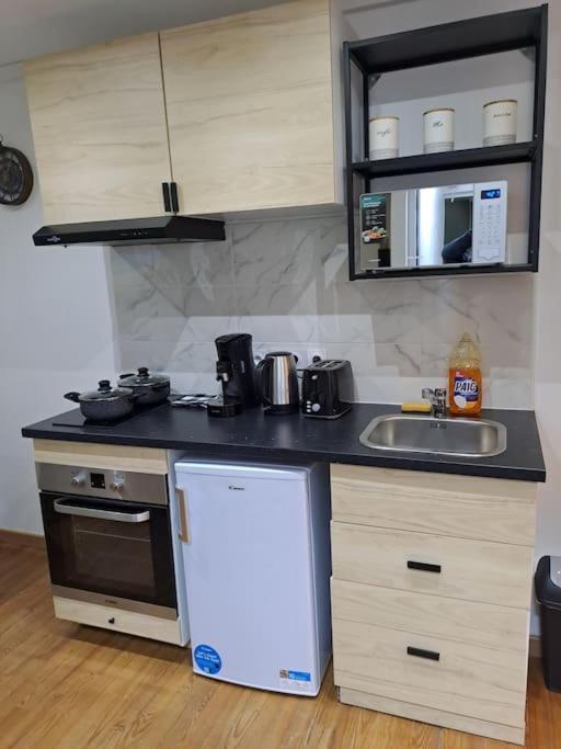 24H Course/Moto/ Oasis / Antares Apartment Le Mans Luaran gambar